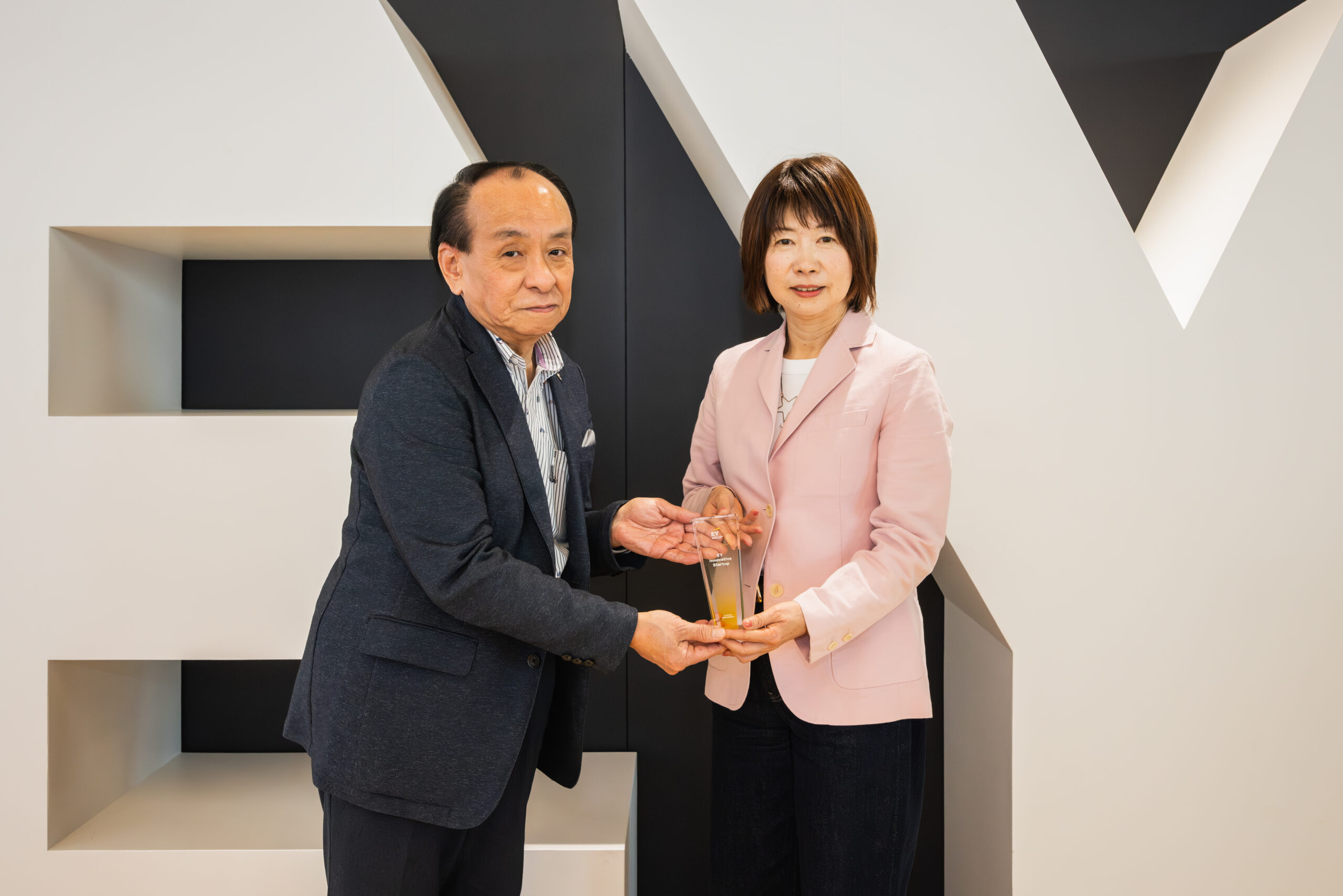 シンクロア株式会社